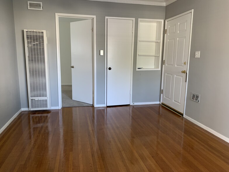 Livingroom to Bedroom - 8311 Fordham Rd