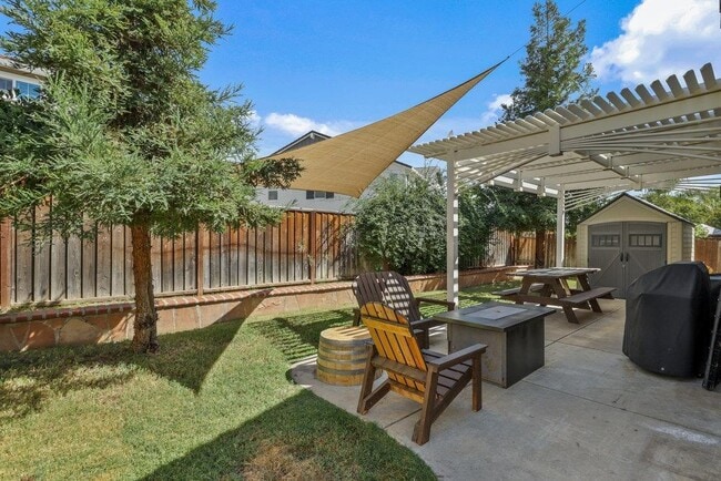 Building Photo - 2477 Veneto Ln