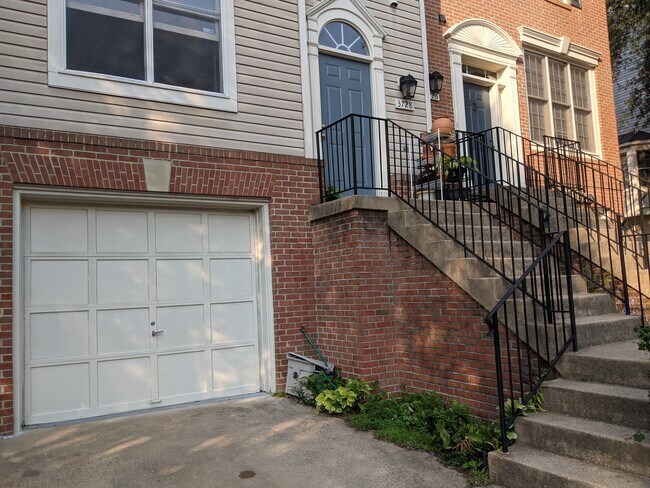 Building Photo - 3728 Huntley Meadows Ln