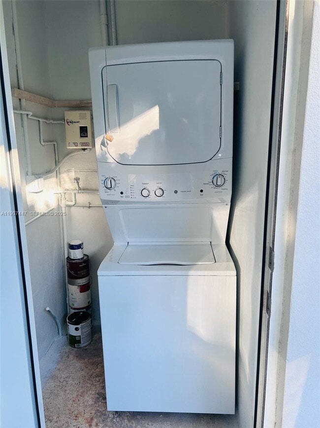 Building Photo - 7311 SW 63rd Ct