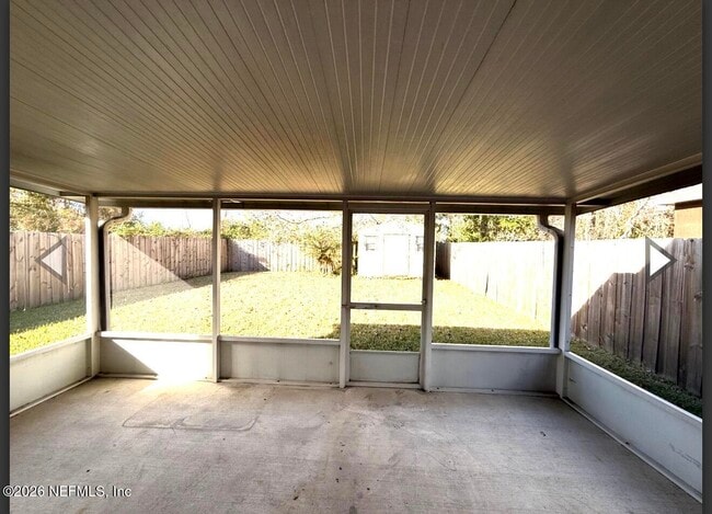 Building Photo - 6874 Playpark Trail W