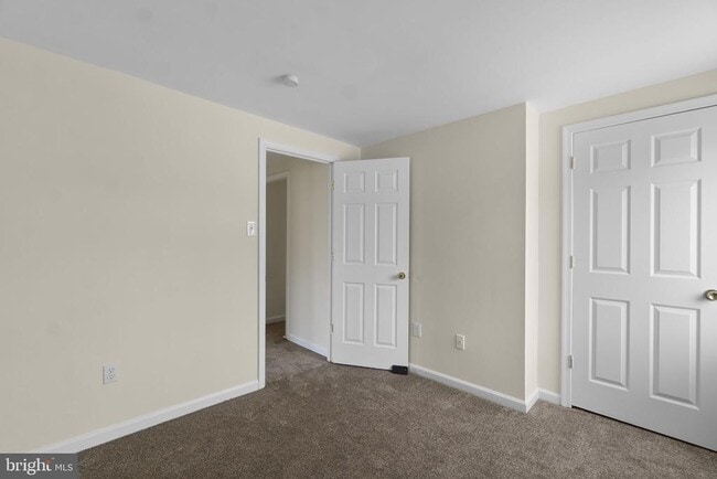 Building Photo - 10289 Daystar Ct