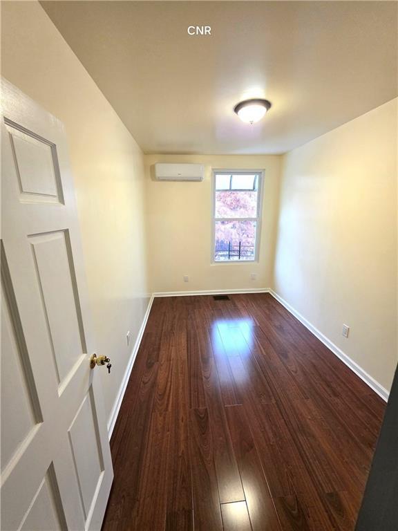 Building Photo - 154 Saratoga Ave