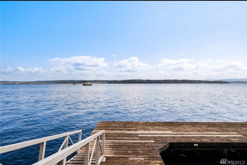 Building Photo - 1810 43rd Ave E