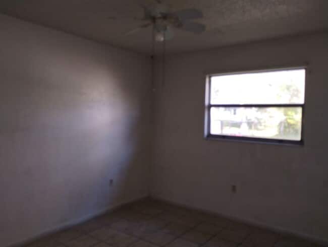 Building Photo - 2 Bedroom / 2 Bathroom Rental – Brooksville, Fl