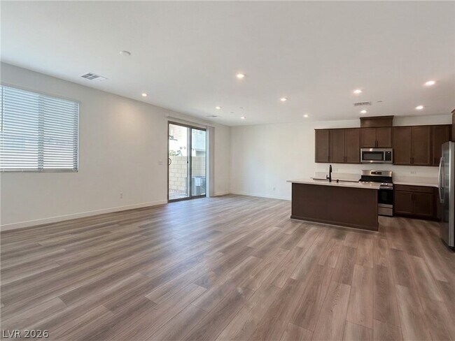 Building Photo - 2647 Kindswood St