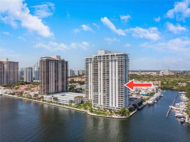 Building Photo - 19707 Turnberry Way