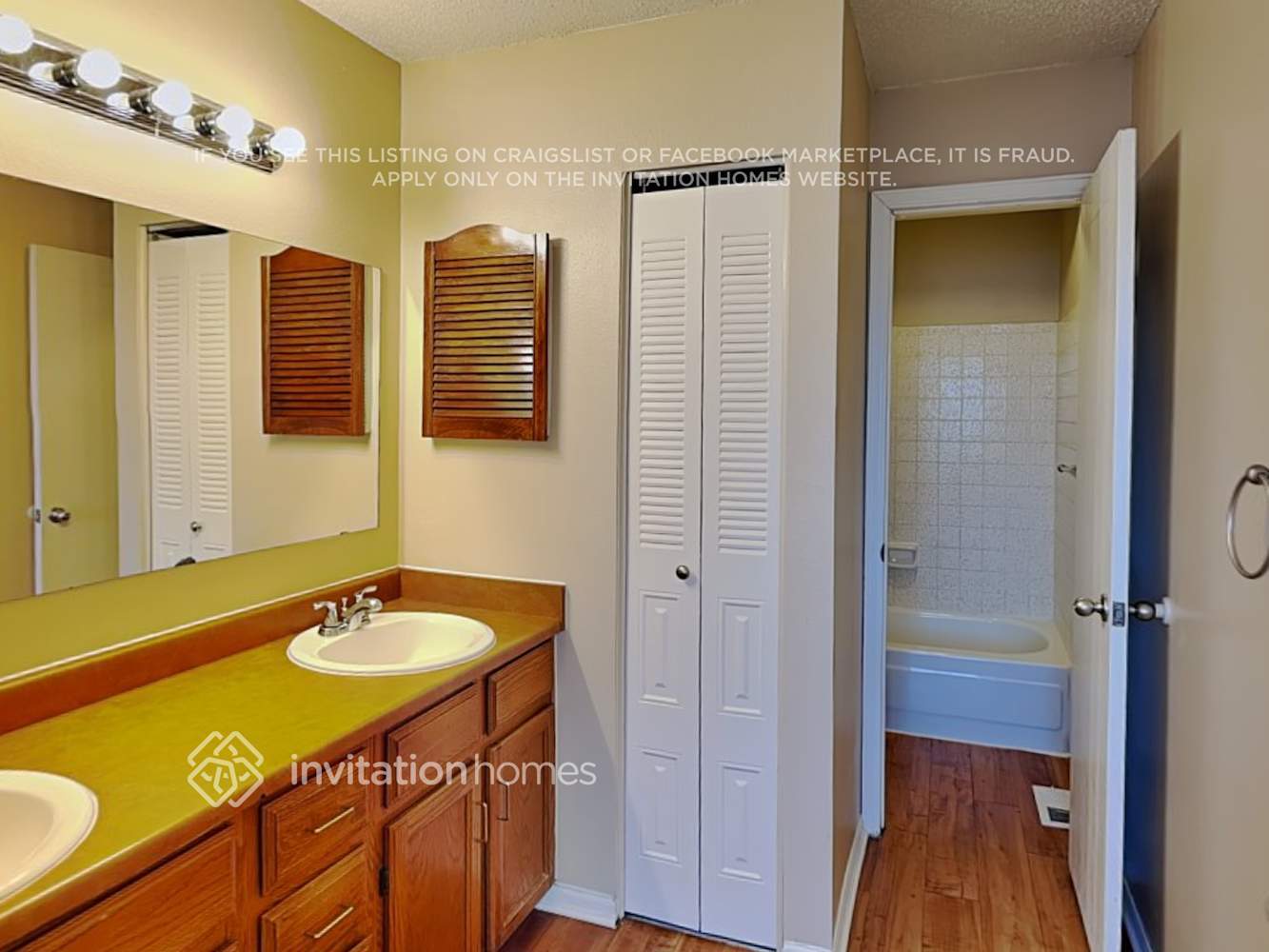 Building Photo - 18895 E Utah Cir