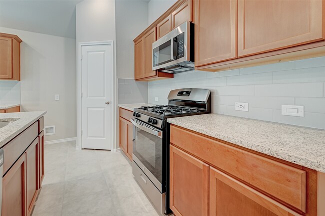 Building Photo - 32037 Towering Birch Trl