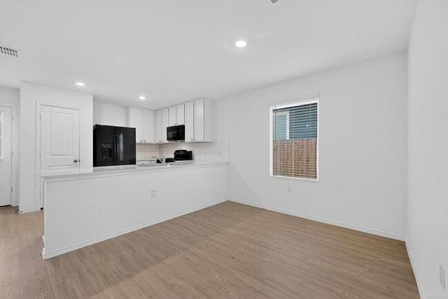 Building Photo - 2021 Willkomen Wy