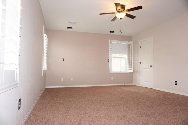 Building Photo - 11161 Sweetstem Ct