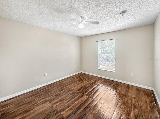 Building Photo - 118 Oak View Pl