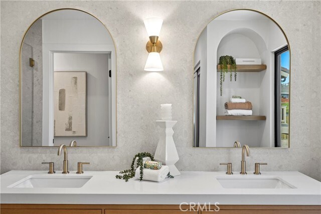 Building Photo - 27351 Vista Azul