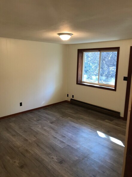 Building Photo - 1203 John Exum Pkwy