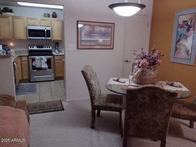 Building Photo - 10115 E Mountain View Rd