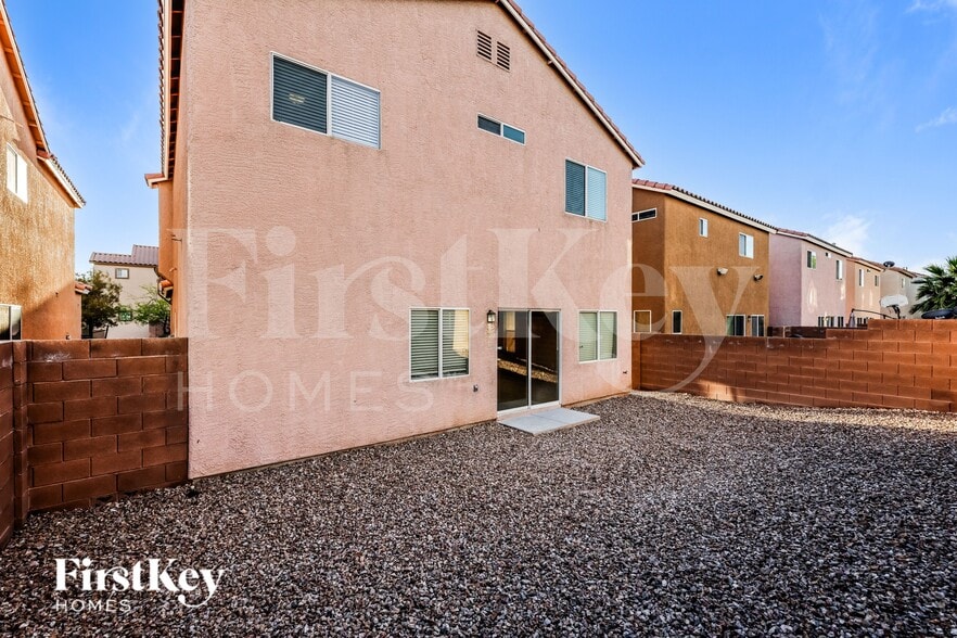 Building Photo - 10417 Calypso Cave St