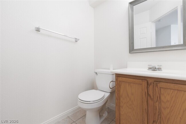 Building Photo - 3829 Bayamon St