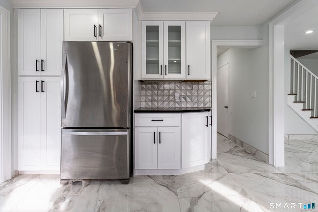 Building Photo - 85 Green St