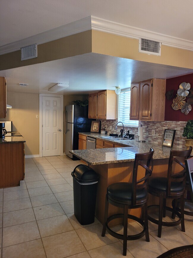 Building Photo - 4105 Bill Owens Pkwy