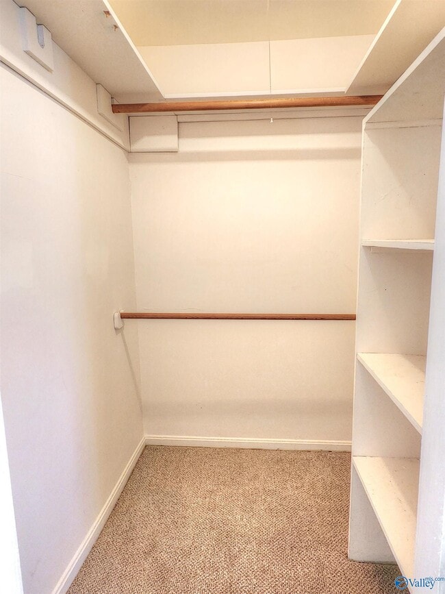 Building Photo - 510 Hermitagewood Dr NW