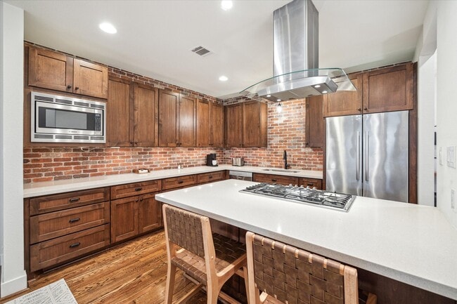 Building Photo - 1613 Prospect St