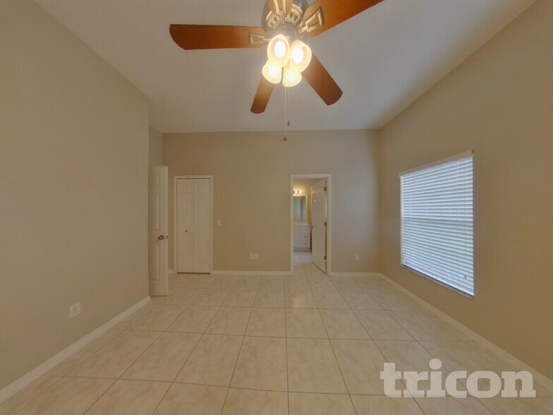 Building Photo - 831 Monroe Harbor Pl