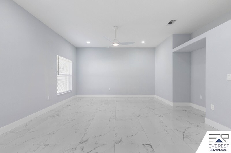 Building Photo - 45 Bruning Ln