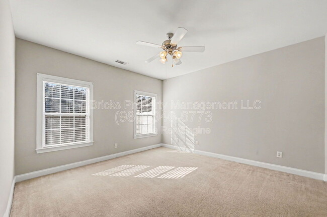 Building Photo - 4902 Tradd Cir