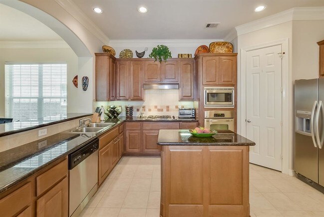 Building Photo - 1130 Sopris Dr