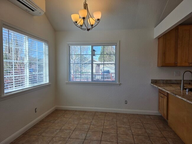 Building Photo - 437 Korbel Pl