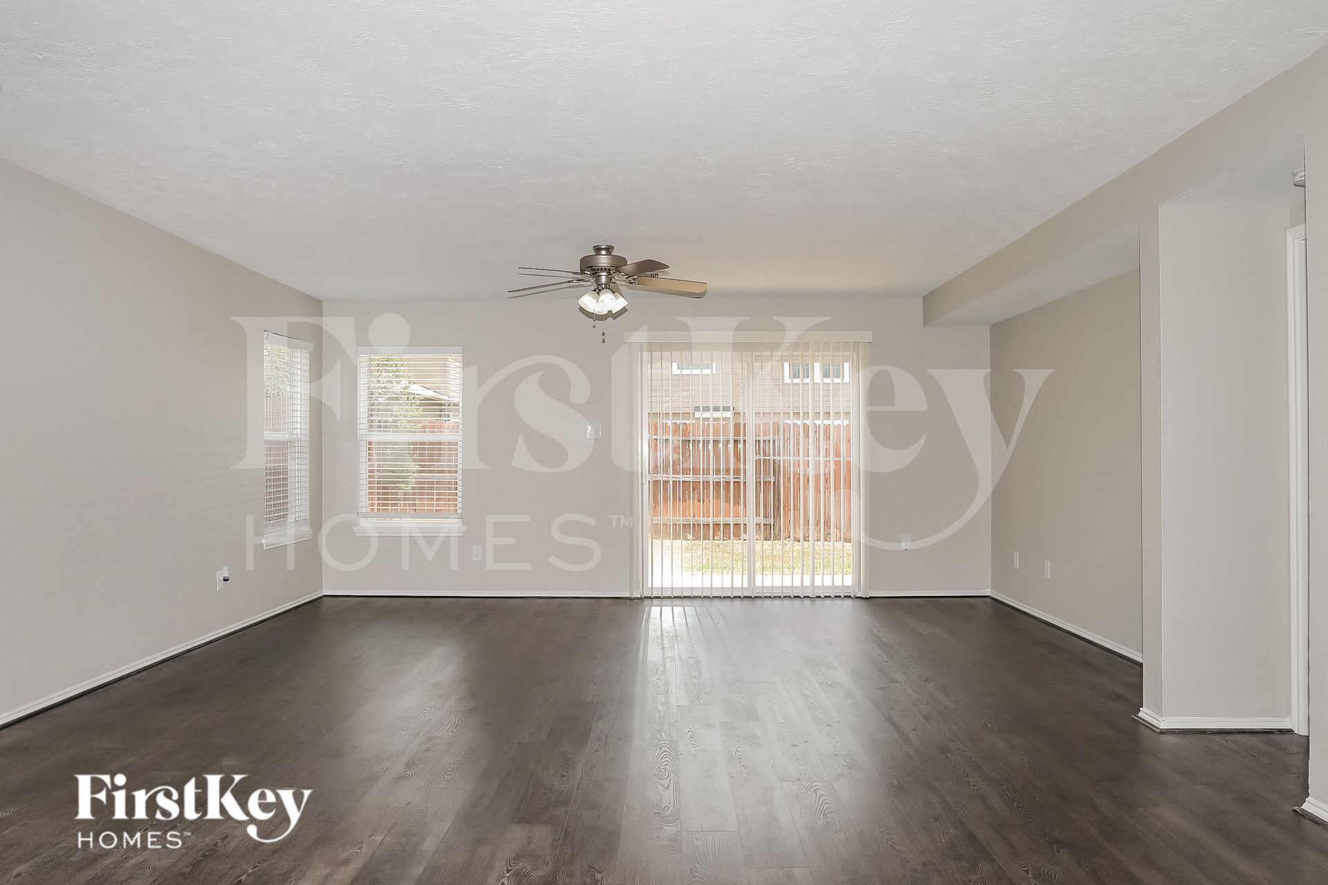 Building Photo - 15406 Boulder Hollow Ln