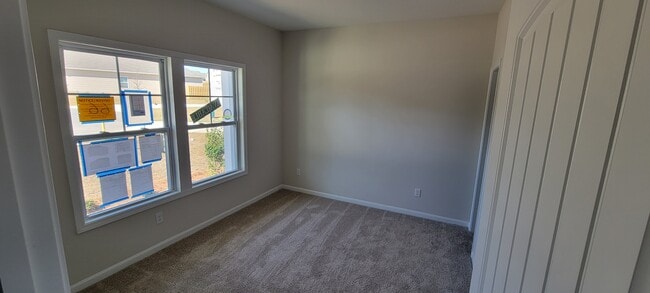 Building Photo - 559 Mitscher Wy