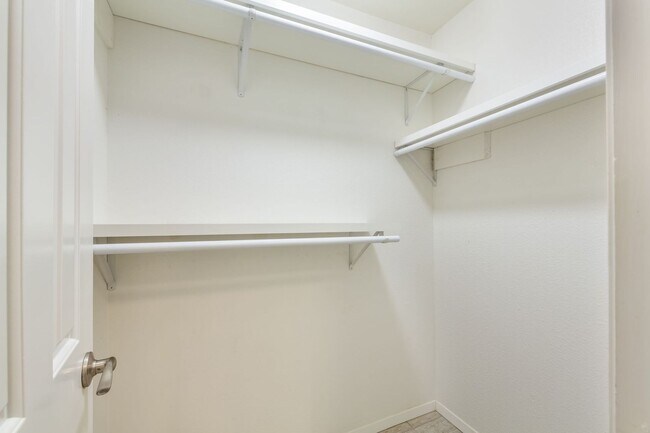 Building Photo - 4404 Travis Country Cir