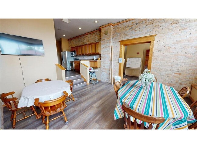 Building Photo - 539 Pacific Ave SW