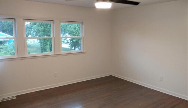 Building Photo - 1618 Boyer St