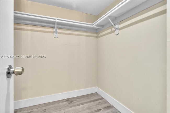 Building Photo - 9124 Collins Ave
