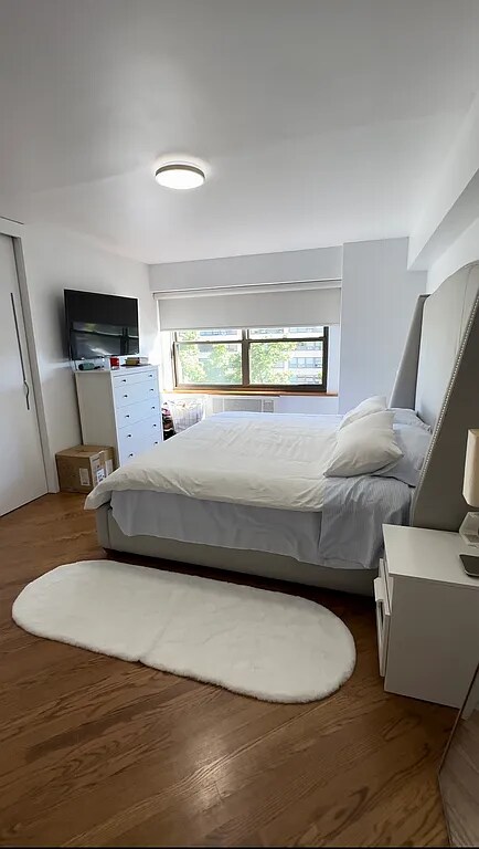 Building Photo - 4200 N Marine Dr