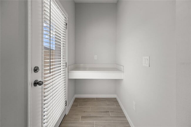 Building Photo - 1363 Mount Royal Dr