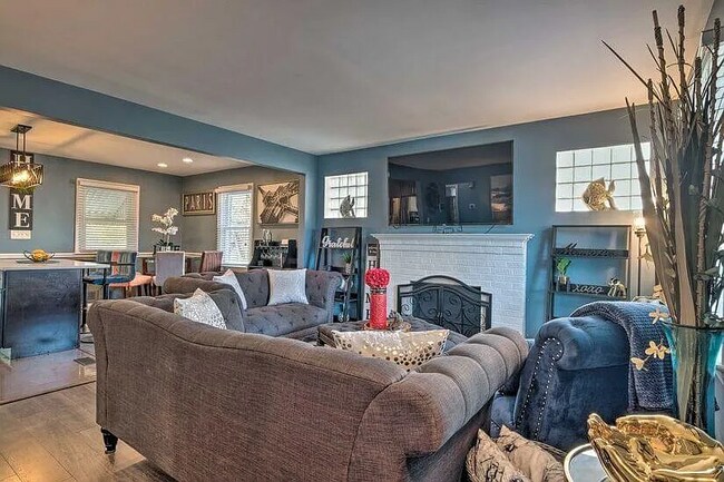 Building Photo - 4617 Boosa St