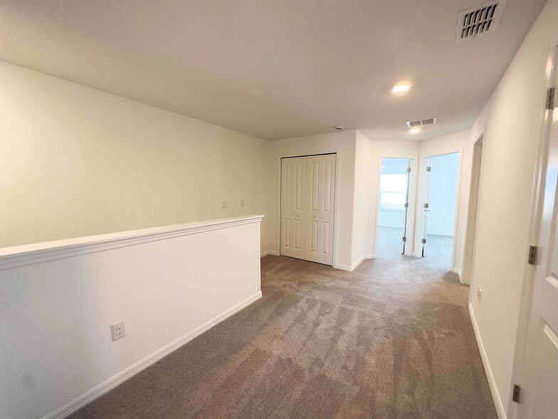 Building Photo - 32201 Powderpuff Mimosa Dr