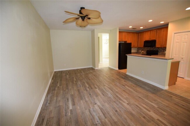 Building Photo - 9796 Tivoli Villa Dr