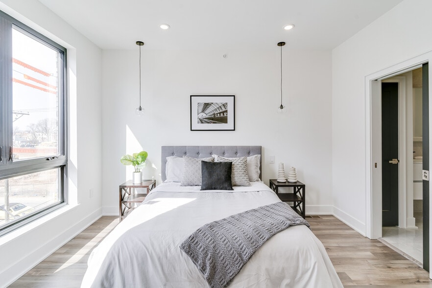 Building Photo - 2603 E Boston St