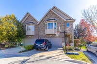 Building Photo - 1521 Stonegate Manor