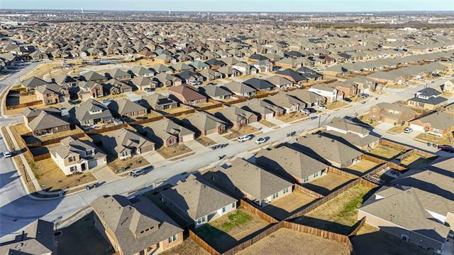 Building Photo - 719 Cool Cyn Trl