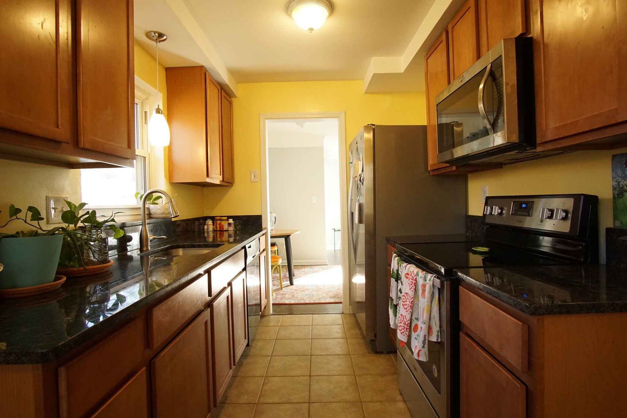 Kitchen - 24330 Manistee St