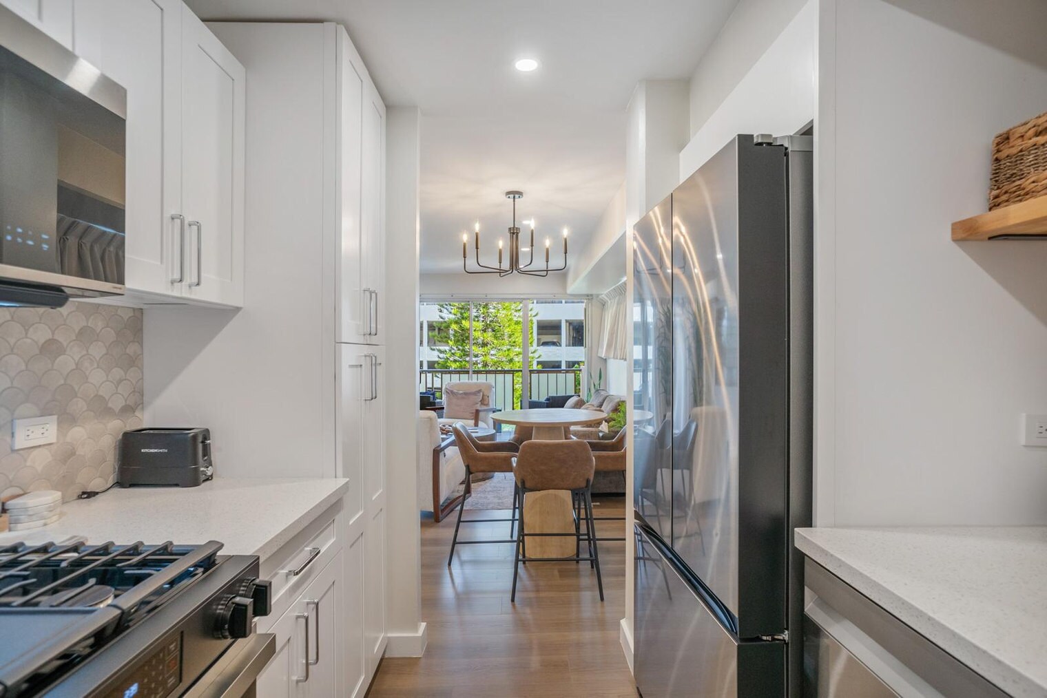 Building Photo - 2464 Prince Edward St