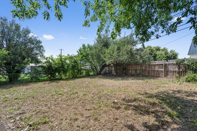 Building Photo - 403 Blackson Ave