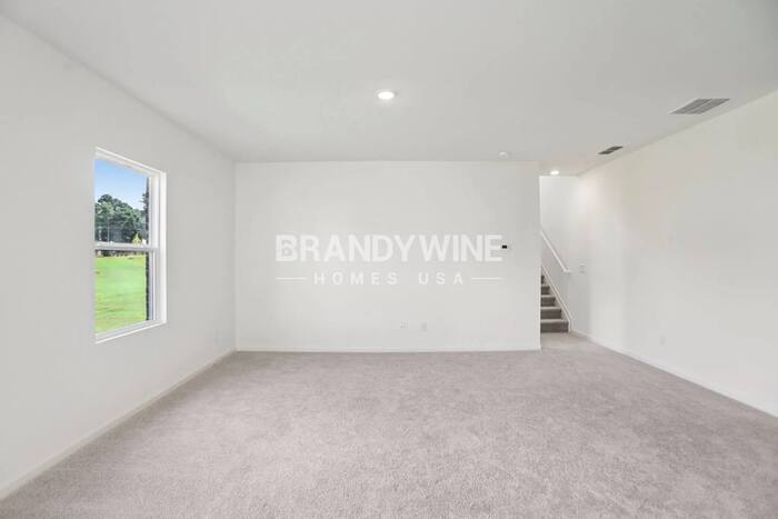 Building Photo - 534 Otway Lp