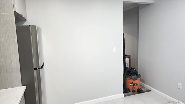 Building Photo - 126 Forest Ave