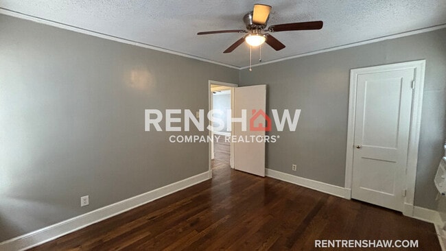 Building Photo - 2915 Felix Ave